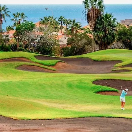 Апартаменты On The Golf Course By The *