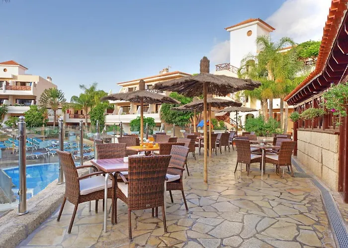 On The Golf Course By The شقة